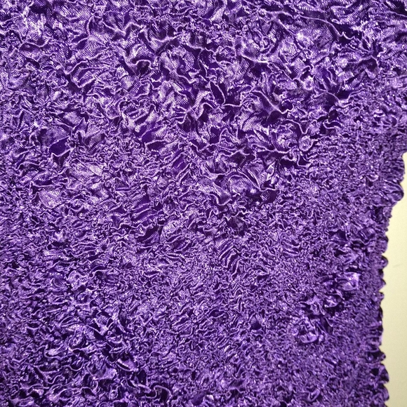 Red Hat Ladies Purple Bubble Tank Top - Picture 4 of 8